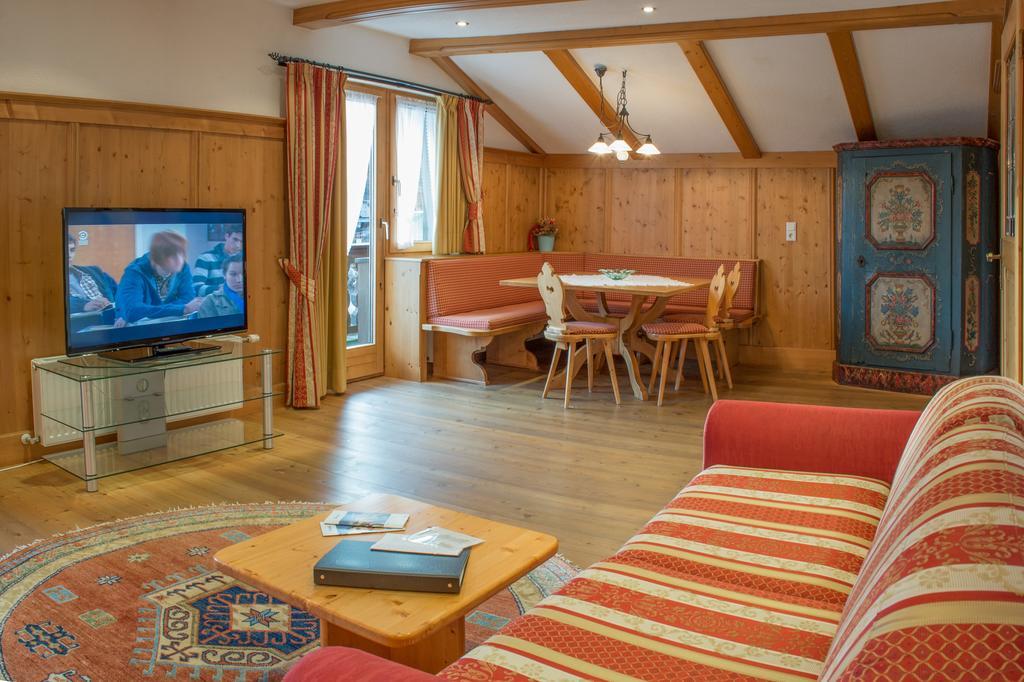 Gaestehaus "Ski-Depot" เซเฟลด์ อิน ทิโรล ห้อง รูปภาพ